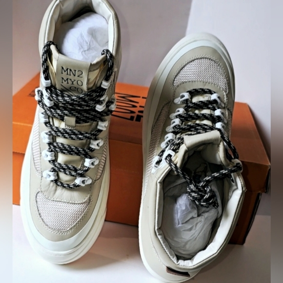 Miz Mooz Alpyne Sneakers Women's Size 7.5 Cream Medium/High.- New with box. - Picture 12 of 13
